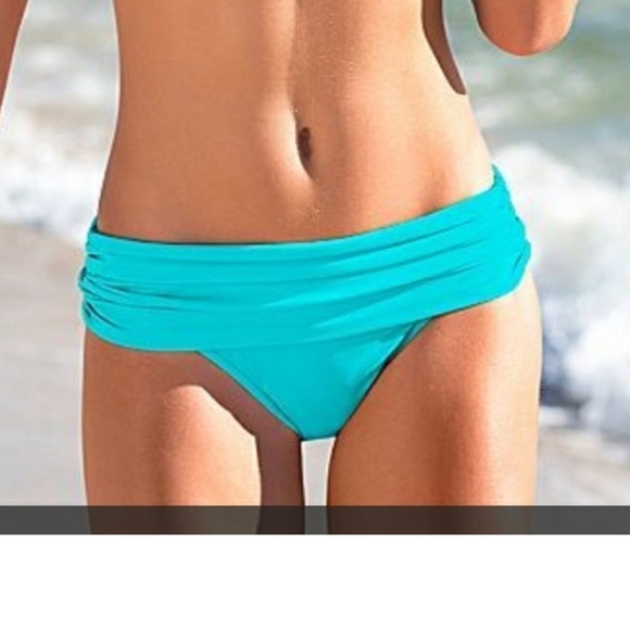 Venus Swim Haul!  4 full coverage bottoms 10/12, 3 Halter Tops 34DDD/32G/36DD - Picture 13 of 16